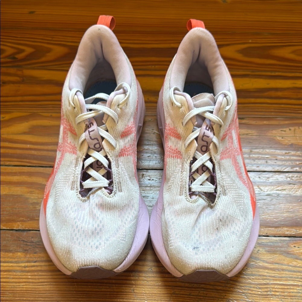 ASICS Novablast 5